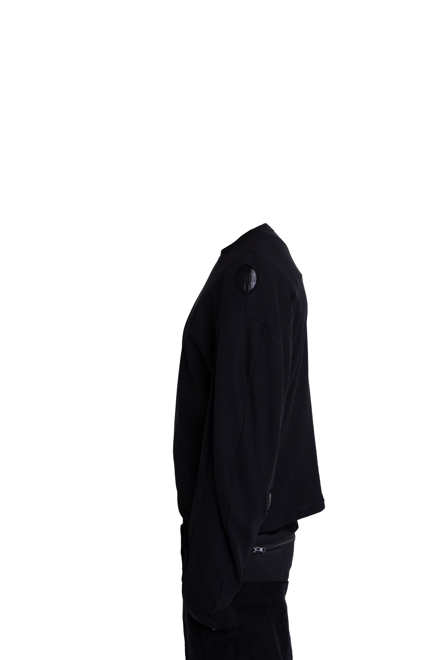 Calamity Armor Longsleeve Black